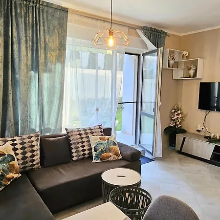 Sunny Garden Deluxe 아파트 부르가스