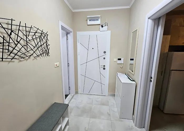 Апартаменты Sunny Garden Deluxe